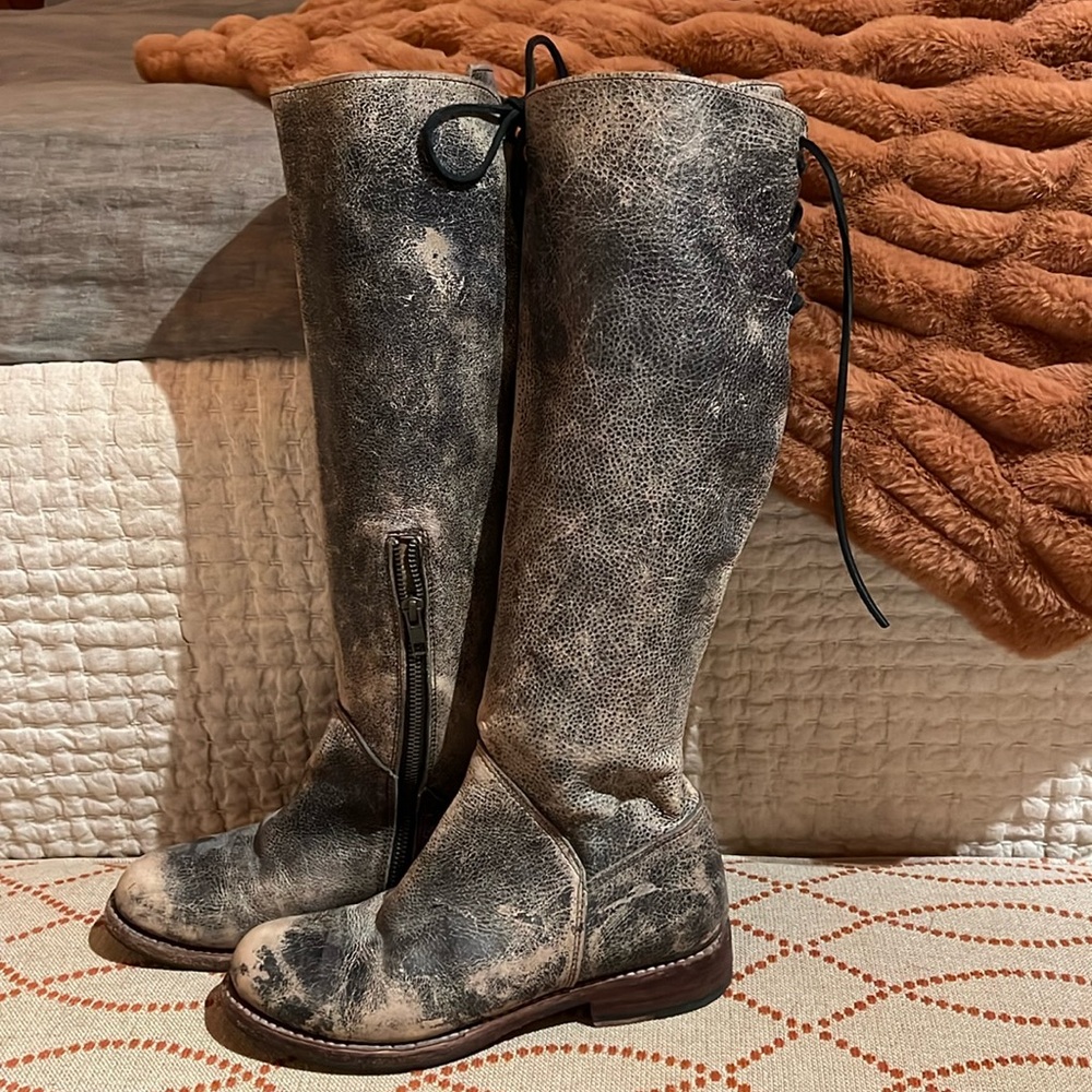 Bed Stu Manchester Talk Boots SZ 6